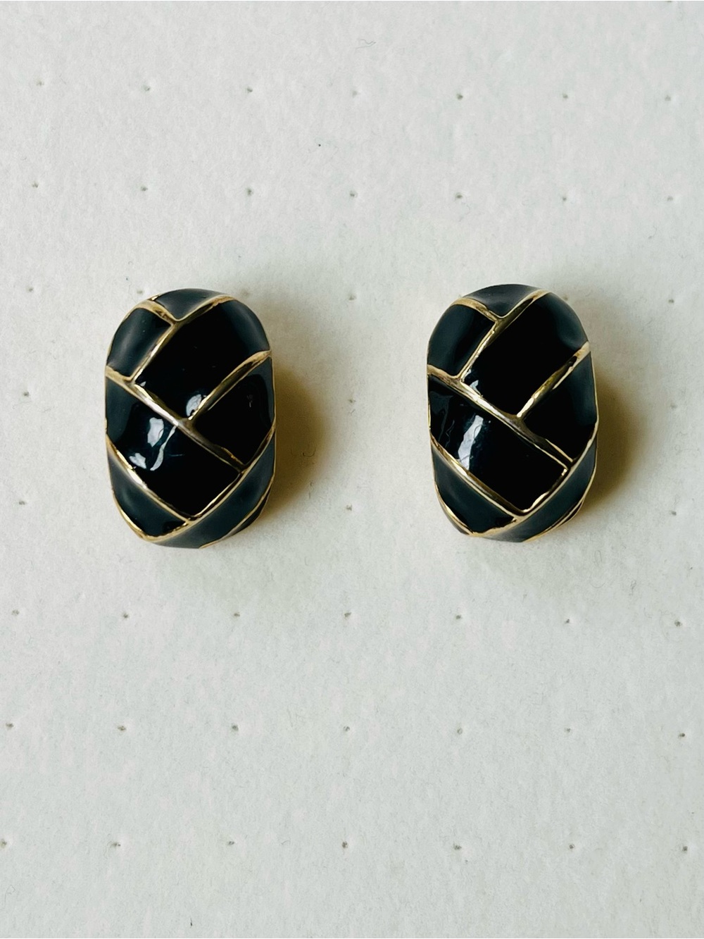 Vintage 1950s Unsigned MONET Black Enamel Clip-on Earrings Pat. 2733491